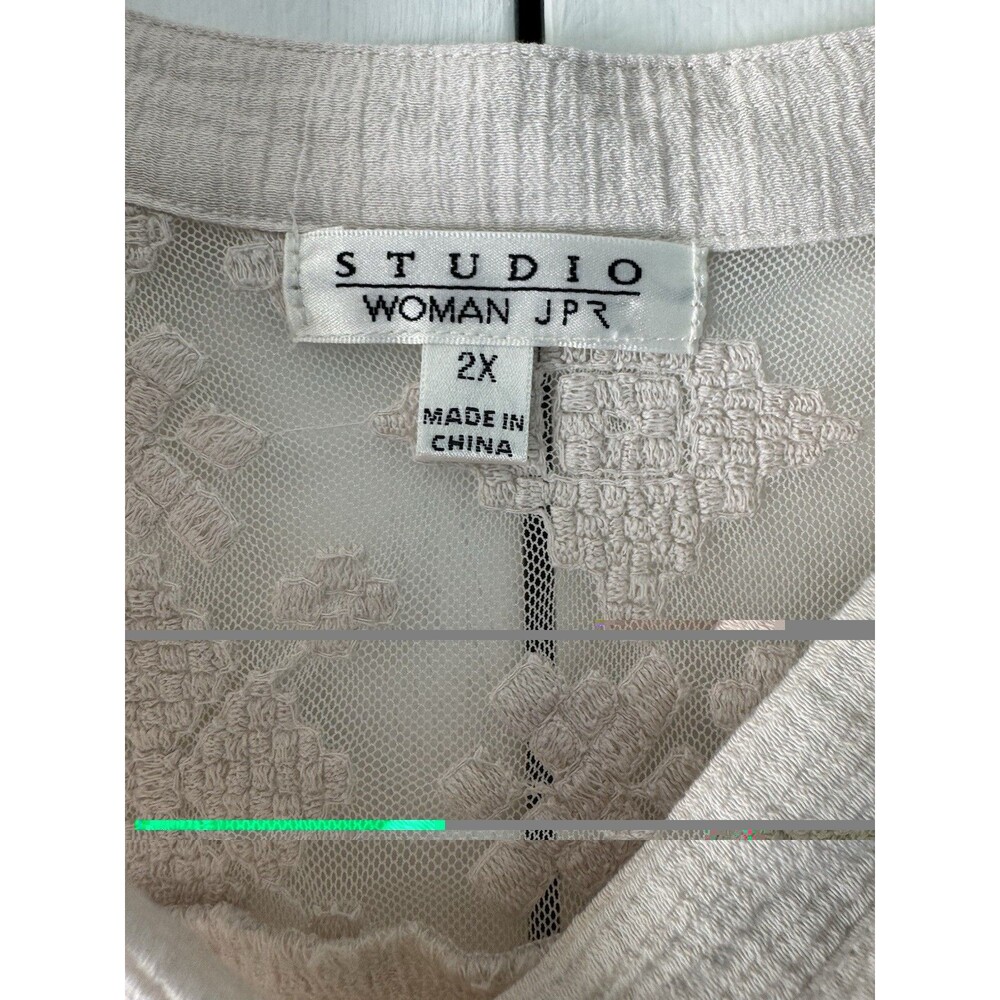 Studio Woman 2X Cream Boho Lace Crochet Tunic Top - Picture 4 of 9
